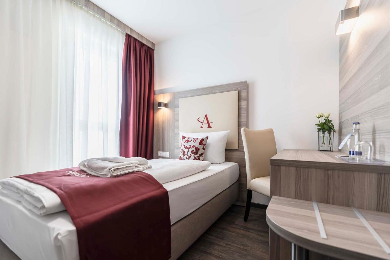 Abasto Hotel Muenchen Feldmoching Zewnętrze zdjęcie